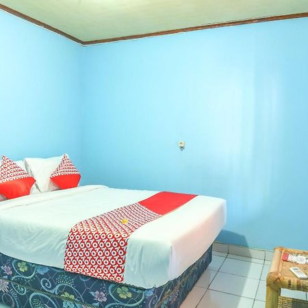 Oyo 1662 Zury Homestay Kuta  エクステリア 写真