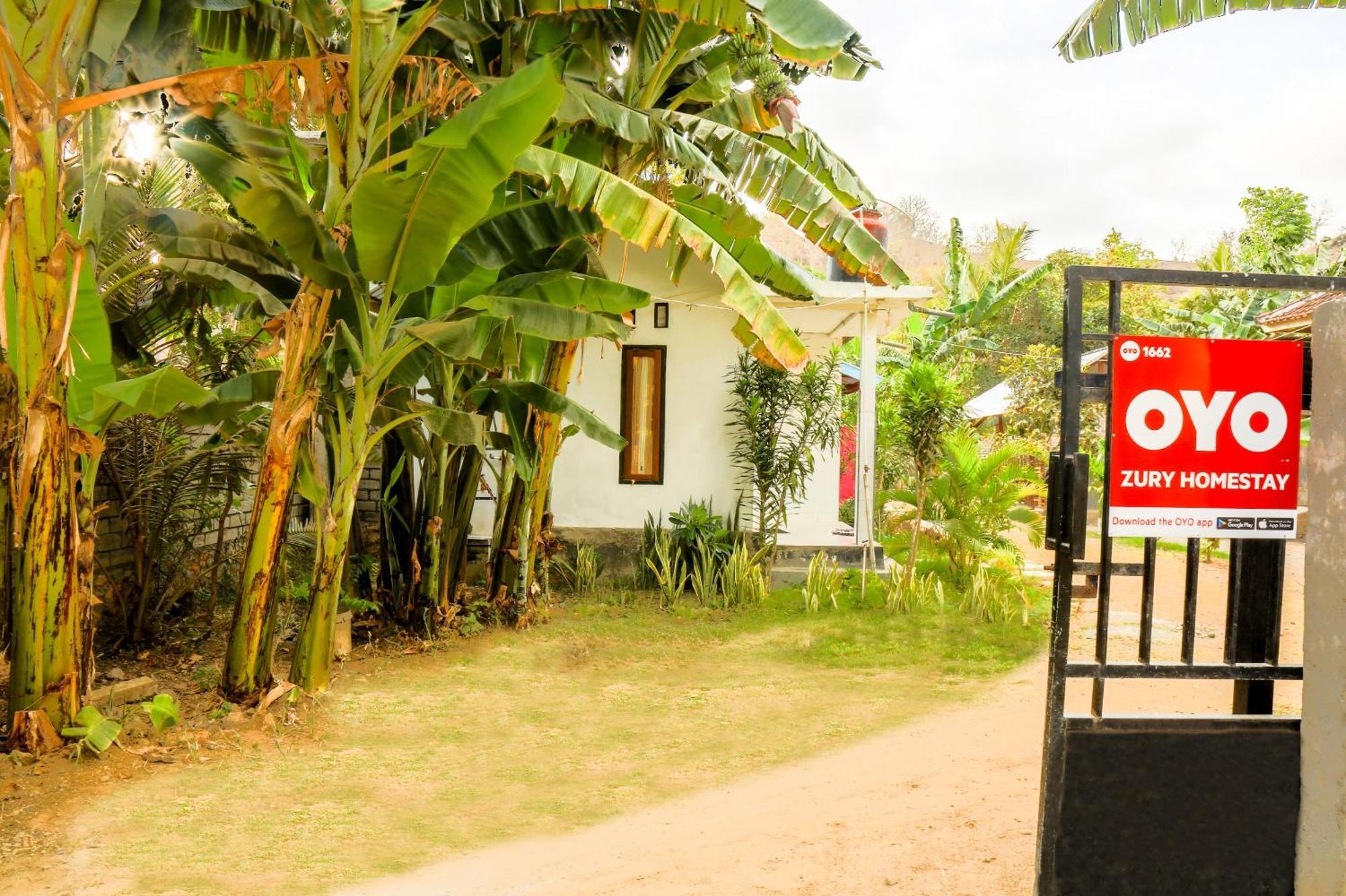 Oyo 1662 Zury Homestay Kuta  エクステリア 写真